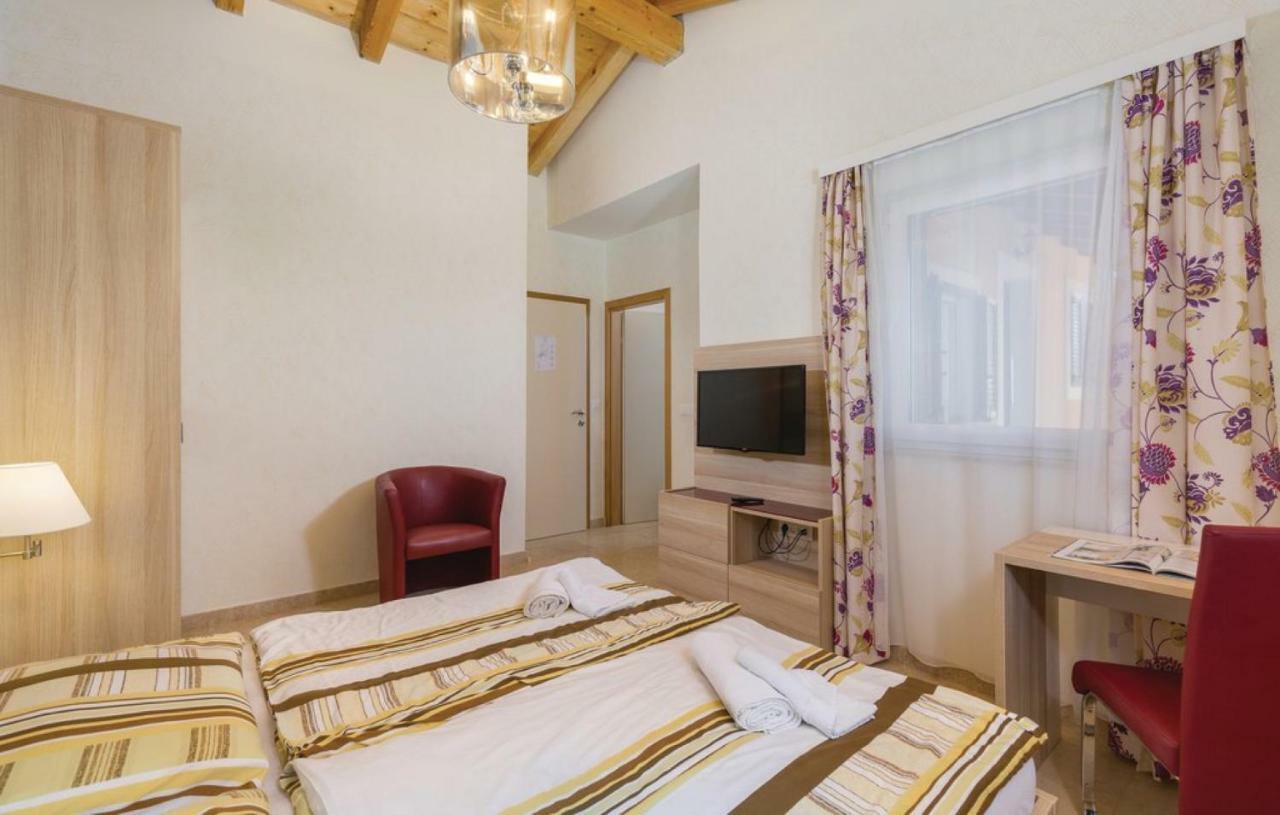 Villas Vea Histria Rezanci Exterior photo