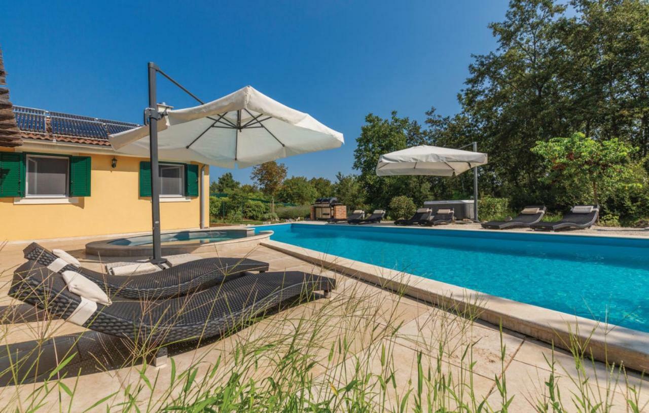 Villas Vea Histria Rezanci Exterior photo